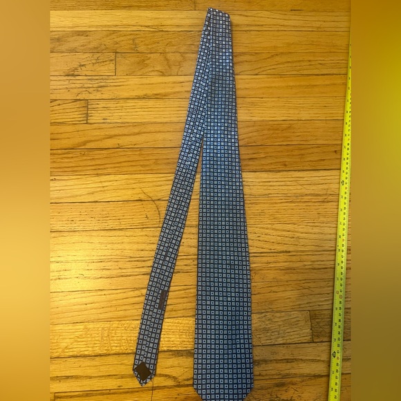 Used once  Dolce&Gabbana tie - Picture 1 of 4